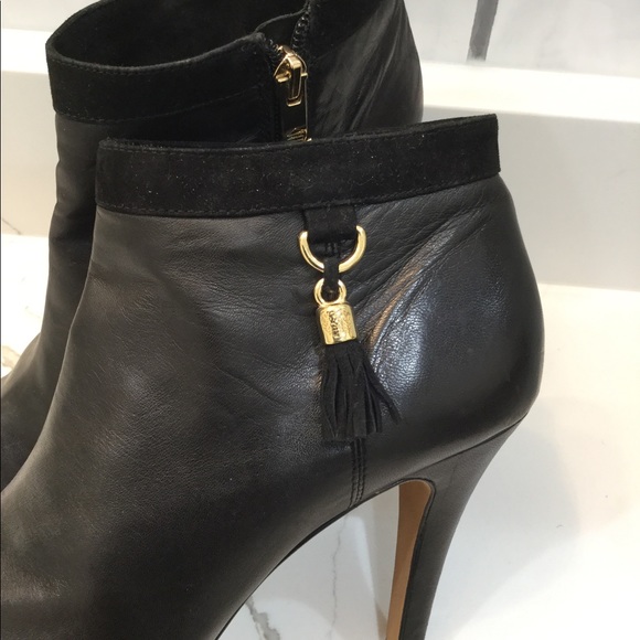 Vince Camuto Booties - Picture 3 of 8